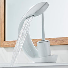 home & garden : Moderne Gebogen Watervalkkraan - Badkamer Wastafel Design - RVS in Wit van Pantino