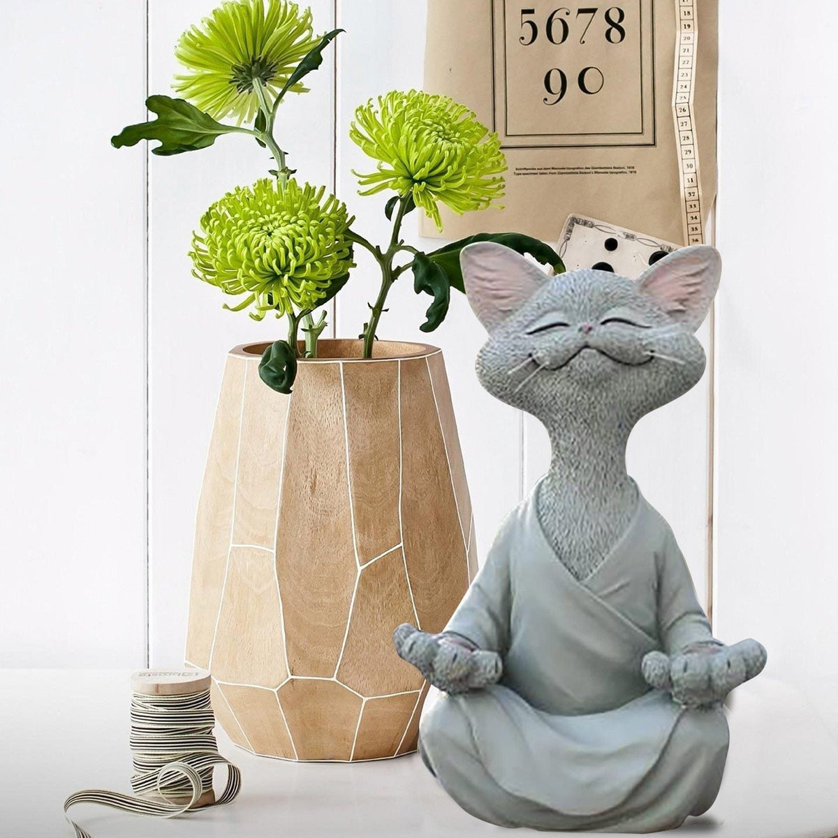 home & garden : Beeldje van Boeddha Kat Katten - Grijs in van Pantino