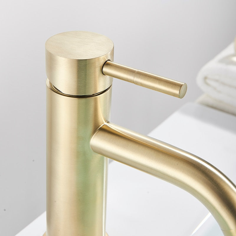 home & garden : Moderne Badkraan in Geborsteld Goud - Acel in van Pantino