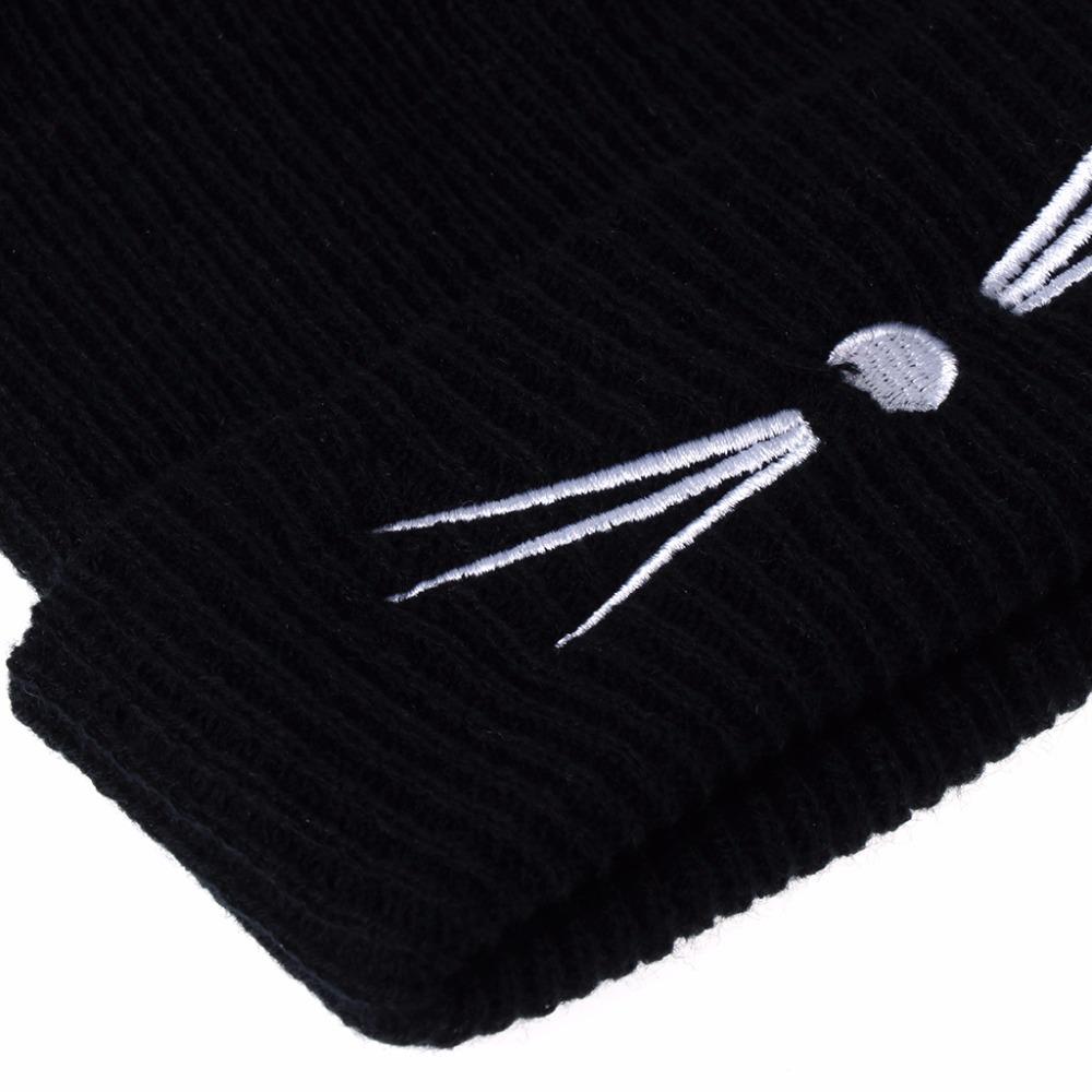 Beanie : Gebreide Muts met Kattendesign in van Pantino