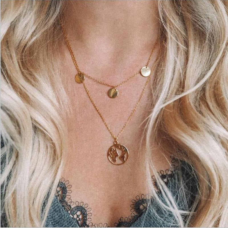 Necklace : Wereldbol Ketting Deluxe - Goudkleurig in van Pantino