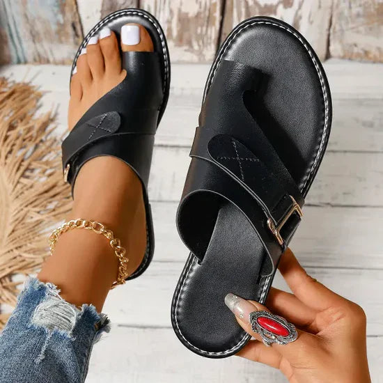 Sandals : Sandalen Dames Zwart - Stijlvolle Luxe Design - Perfect voor die van Elegantie en Exclusiviteit Houden in Zwart van Pantino