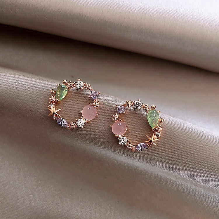 Earrings : Oorbellen Roze - Crystal Flower in Roze & Groen van Pantino