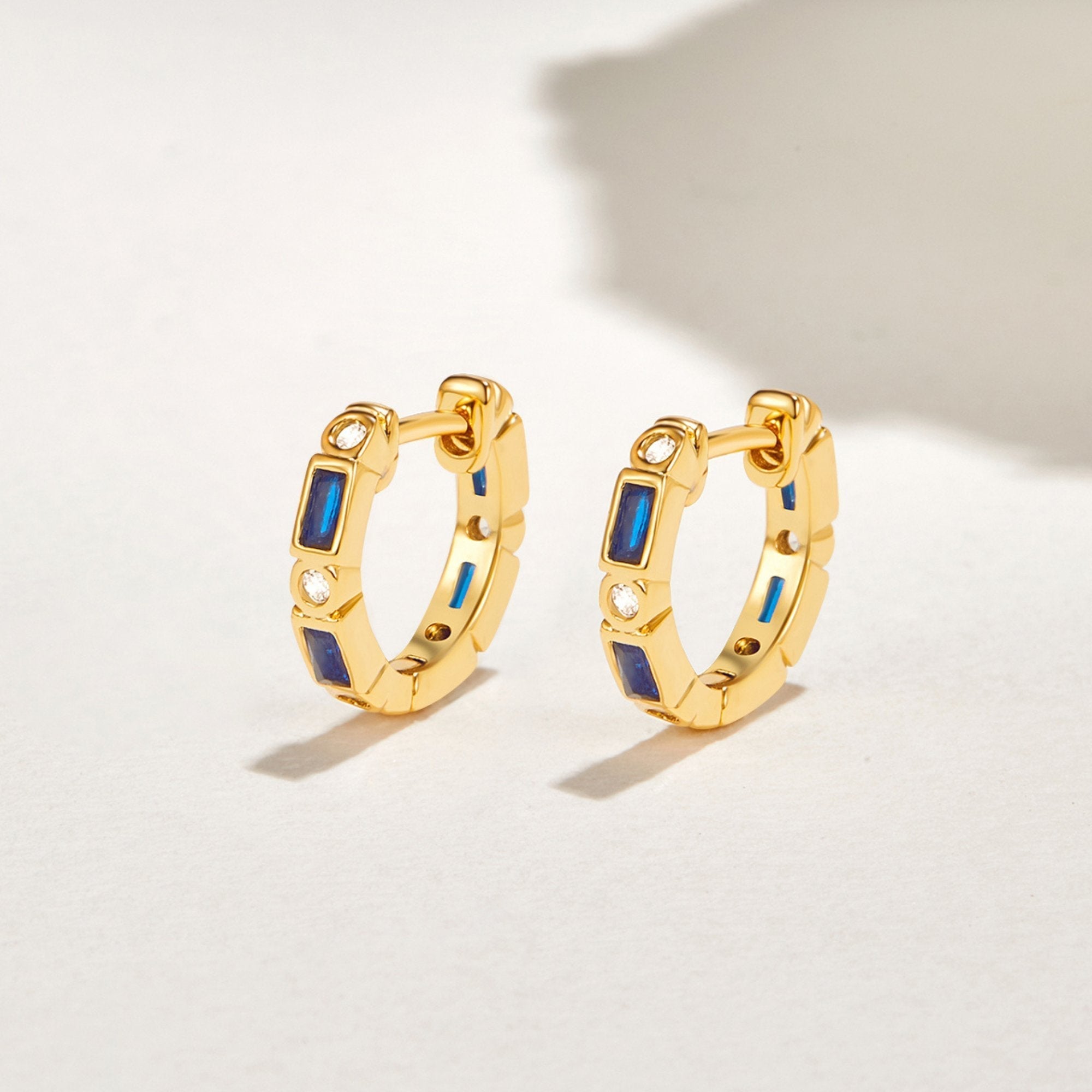 Ring : Royal Blue Crystal Ring Dames - Verstelbaar Blauw Kristal in van Pantino