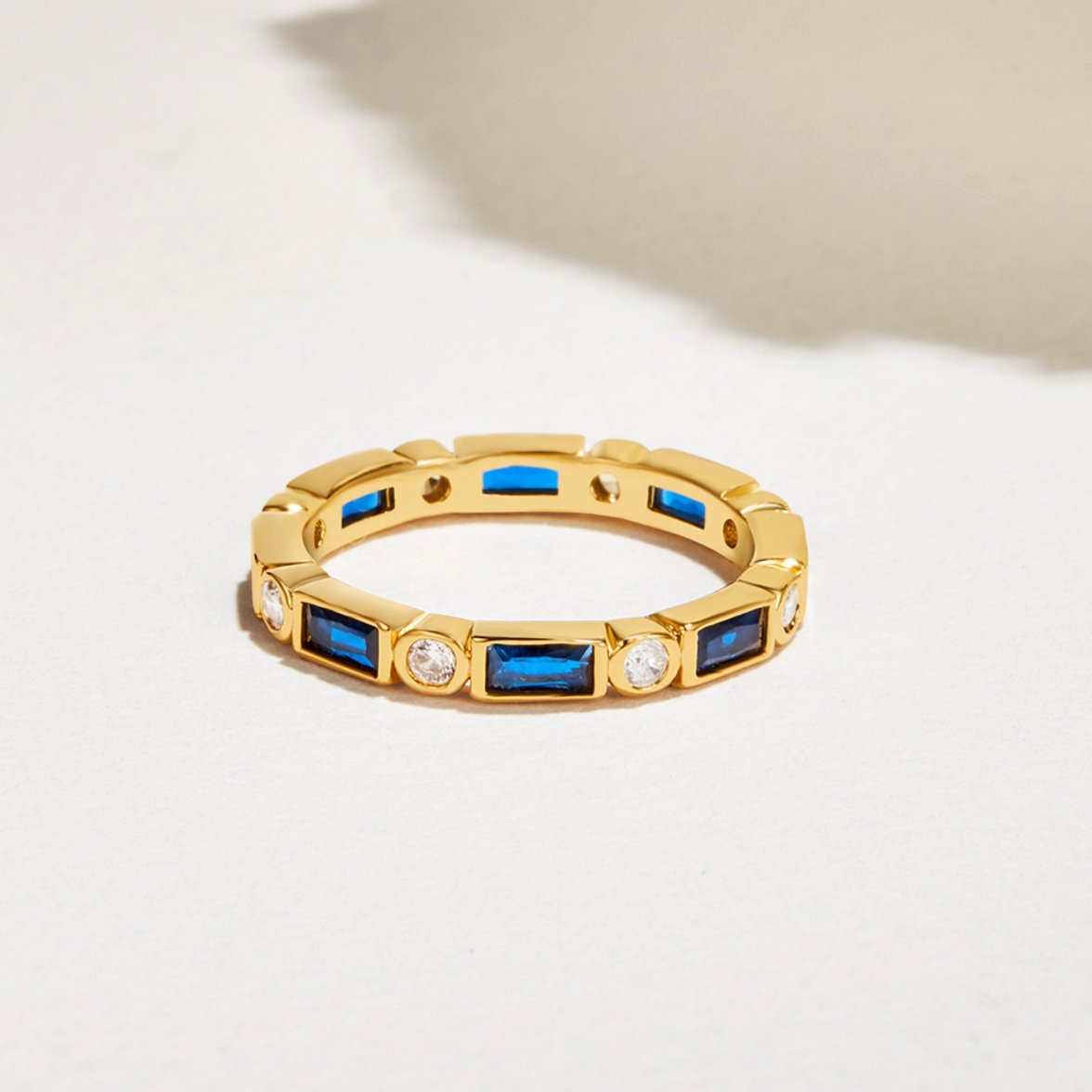 Ring : Royal Blue Adeline Crystal in 8 van Pantino