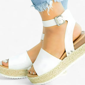 Veelzijdige Dames Espadrille Sandalen van Beige Canvas met Comfortabele Sleehak