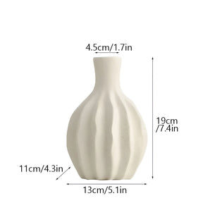 home & garden : Minimalistische Vaas - Scandinavisch Ongeglazuurd Keramiek - Keramiek in Middelgrote Vaas van Pantino