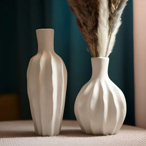 home & garden : Minimalistische Vaas - Scandinavisch Ongeglazuurd Keramiek - Keramiek in van Pantino