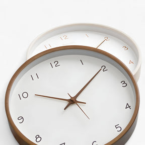 watches : Wandklok van Massief Hout - Crème in van Pantino