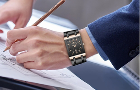 watches : Horloge Goud Zwart - Gouden Vierkant in van Pantino