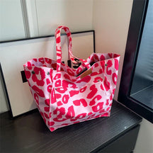 bags : Oversized Canvas Draagtas Dames - Luipaardprint Trendy - Canvas in Rozenwortel van Pantino