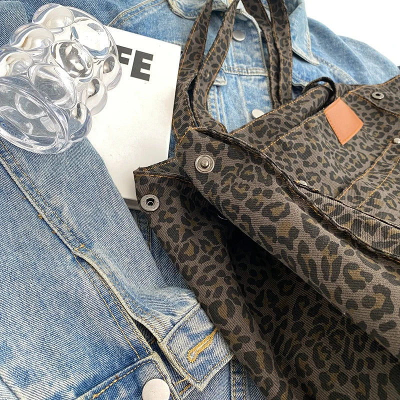 bags : Oversized Canvas Draagtas Dames - Luipaardprint Trendy - Canvas in van Pantino