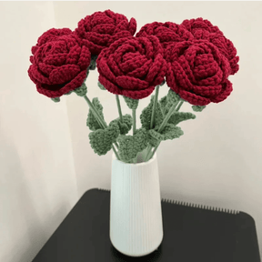 home & garden : The Knitted Roses - Prachtig Decoratiestuk in van Pantino