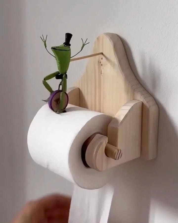 home & garden : The Toilet Frog - Woonaccessoire in van Pantino