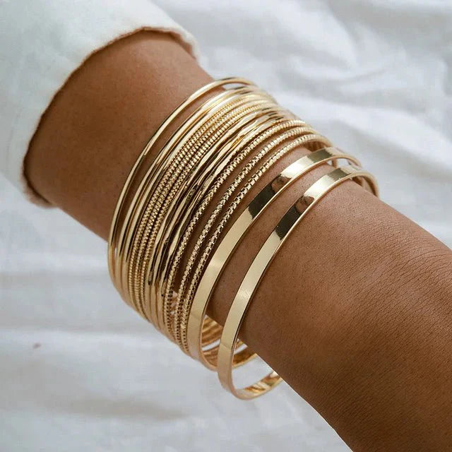 Bracelet : Punk Armband Dames Zilver - Goudkleurig Edgy Design - Metaal in Goud van Pantino