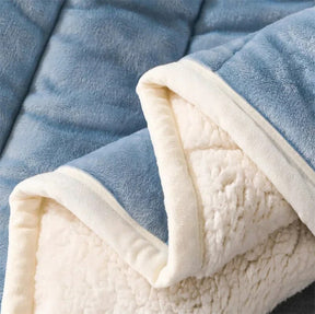 home & garden : SneeuwZacht - Winterdeken - Grijs in van Pantino