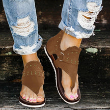 Sandals : Dames Sandalen - Verstelbaar Sportief Ontwerp voor Optimale Pasvorm en Functionaliteit - Beige in Bruin van Pantino
