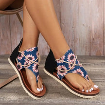 Sandals : Modieuze Gladiator Sandalen Dames - Stijlvolle Sandalen voor een Trendy Look - Wit in Marineblauw van Pantino