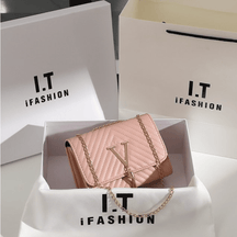 bags : Leather Shoulder Bag for Ladies in Pink van Pantino
