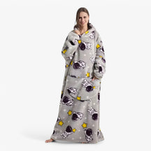 home & garden : WarmBlanket - Zachte Warme Fleece Trui Deken - Wit Panda in Ruimte man van Pantino