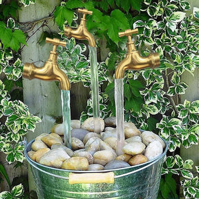 home & garden : Wondertap Magische Kraan - Unieke Huis & Tuindecoratie in van Pantino