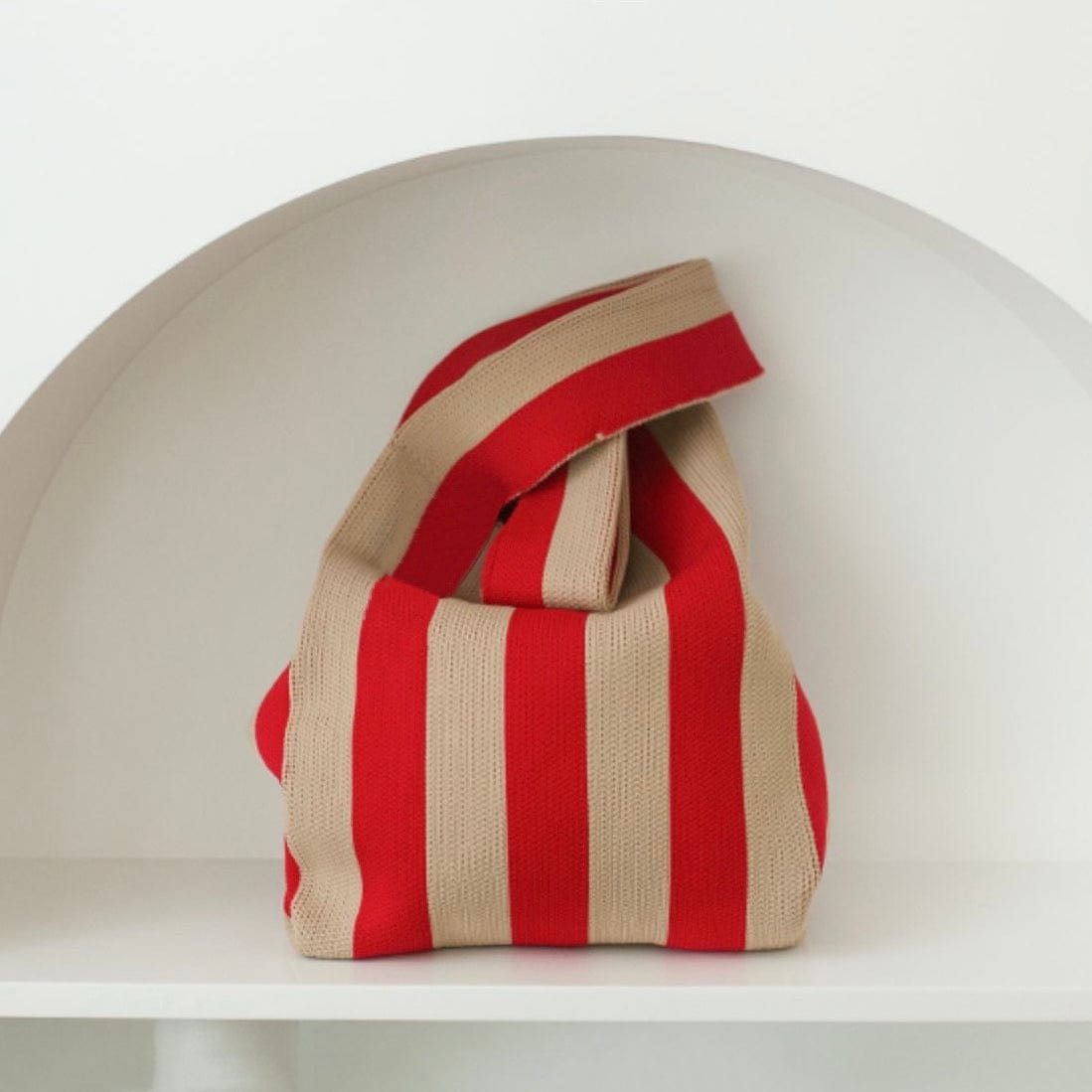 bags : WristBag - Gestreepte Geweven Draagtas Zwarte Koffie in Koffie-Rood van Pantino