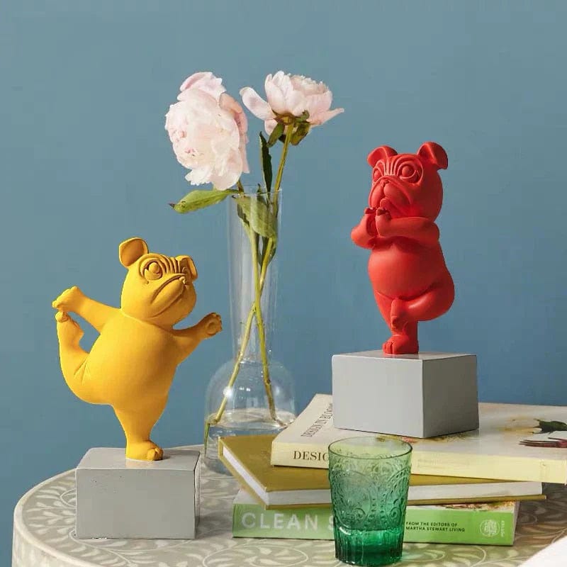 home & garden : Yoga Bulldog Beeldje - Geel in van Pantino