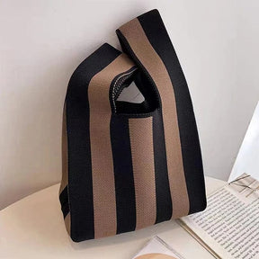 bags : Chique Gestreepte Canvas Draagtas in Kleur 2 van Pantino
