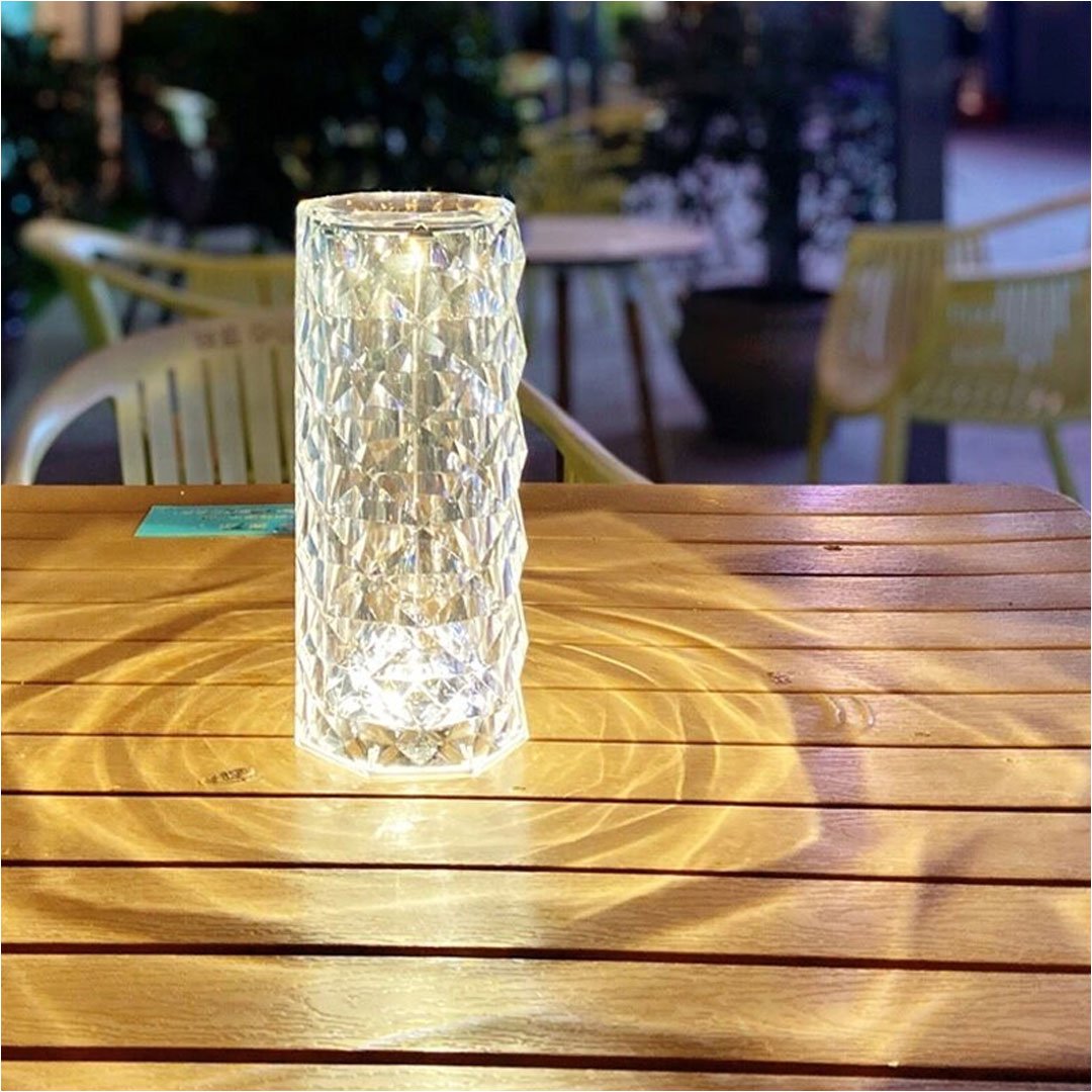 home & garden : CrystalLED - Geef Je Kamer een Magische Uitstraling in 30% KORTING (nog 4 beschikbaar) van Pantino