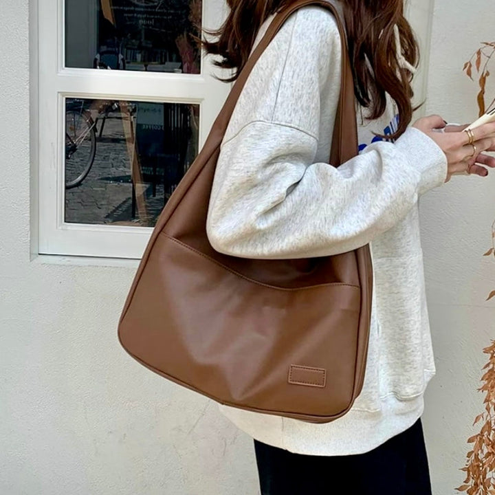 bags : Handtas Bruin - HoboBag - Met Grote Capaciteit in van Pantino