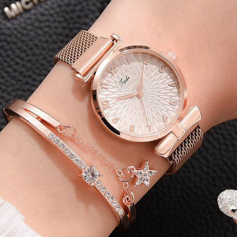 watches : Horloge met Magnetische Band Dames Goud in van Pantino