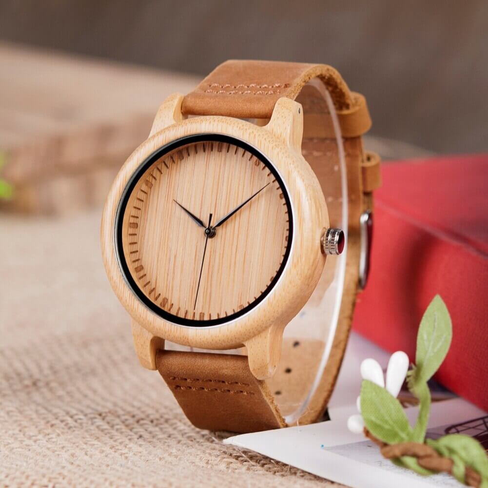 watches : Dames Houten Horloge Ebony & Bamboe - Elegant & Lichtgewicht in Pine van Pantino