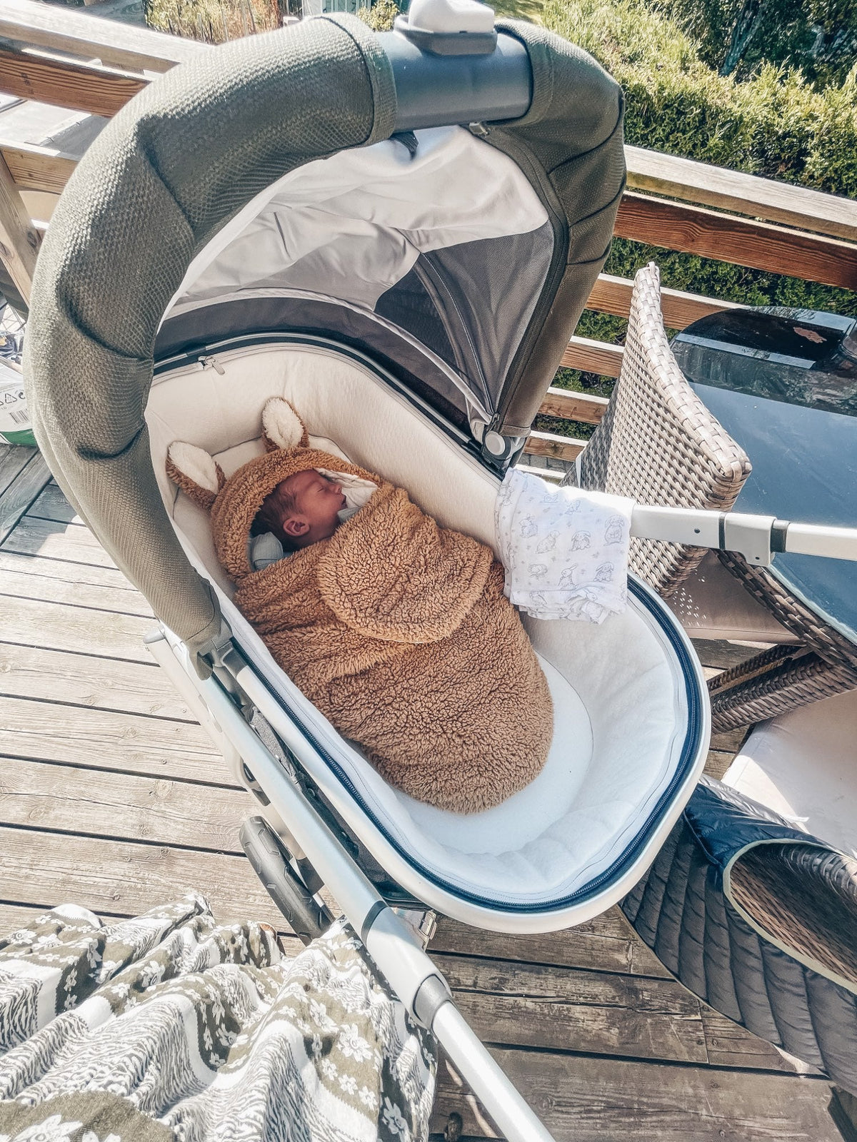 pets : De Bear Blanket - Meest Knusse en Veilige Slaap - Parel Wit in van Pantino