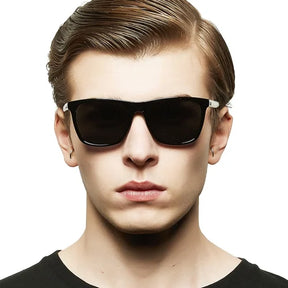 Sunglasses : Gepolariseerde Zonnebrillen voor Mannen - Zwart-Zwart in van Pantino