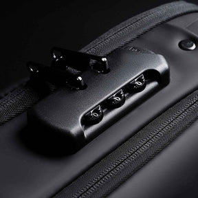bags : Foon Bag USB Oplaadtas - De Alles-in-Één Tas - Zwart in van Pantino