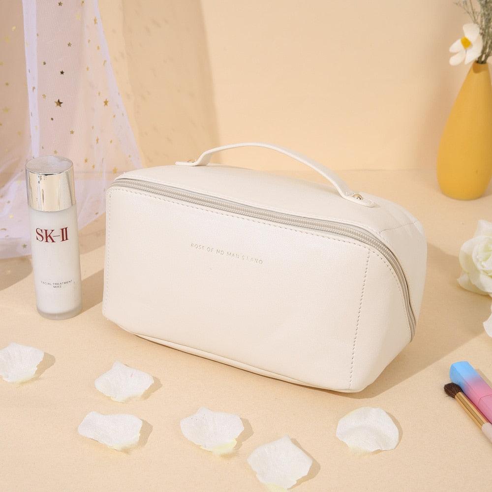 bags : Toilettas Wit - Ruime Organizer voor Make-up & Toiletartikelen in Wit van Pantino