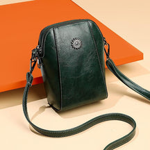 bags : LeatherBag - Tas voor Mobiele Telefoon - Geel in Groen (3 stuks beschikbaar) van Pantino