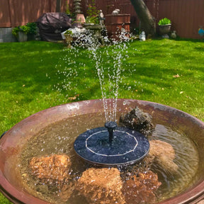 home & garden : Solar Fountain - Creëer een Leuke Sfeer in de Tuin in van Pantino
