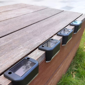 outdoor equipment : SolarGlow - Verlicht Je Buitenruimte met Zonne-Energie - Zwart in van Pantino