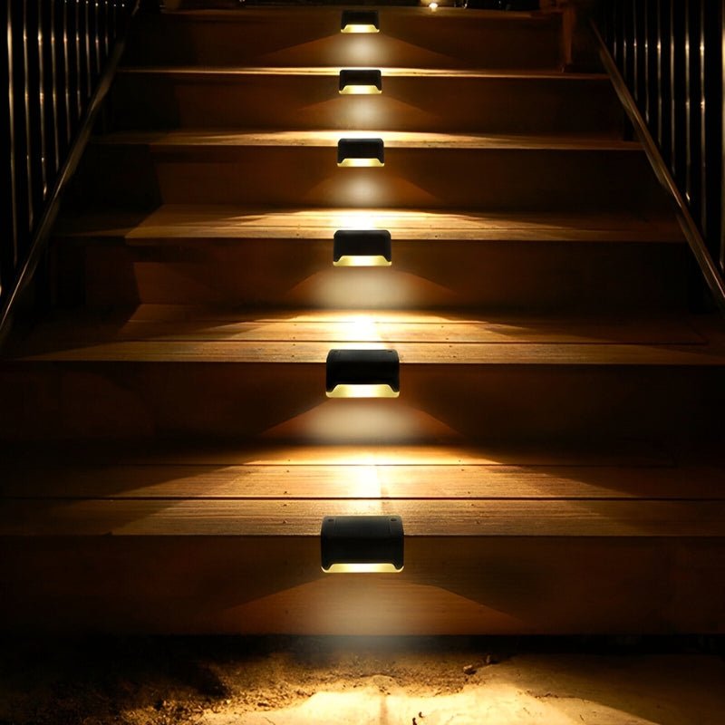 outdoor equipment : SolarGlow - Verlicht Je Buitenruimte met Zonne-Energie - Zwart in van Pantino